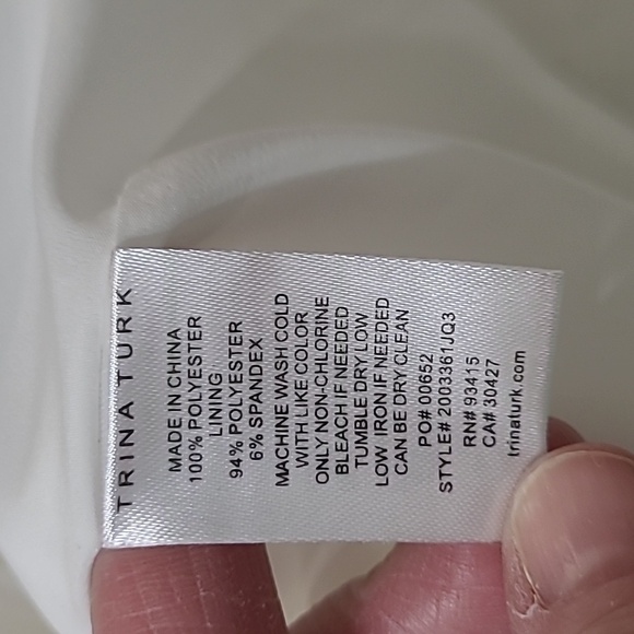 NWOT Trina Turk White textured spaghetti strap dress with ruffle top hem size 12 - Picture 9 of 9